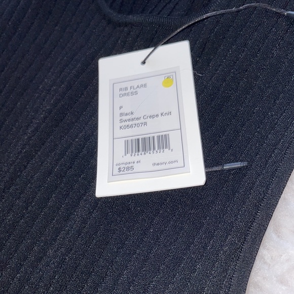 🎉HP🎉Theory ribbed flare dress size p - Picture 5 of 7